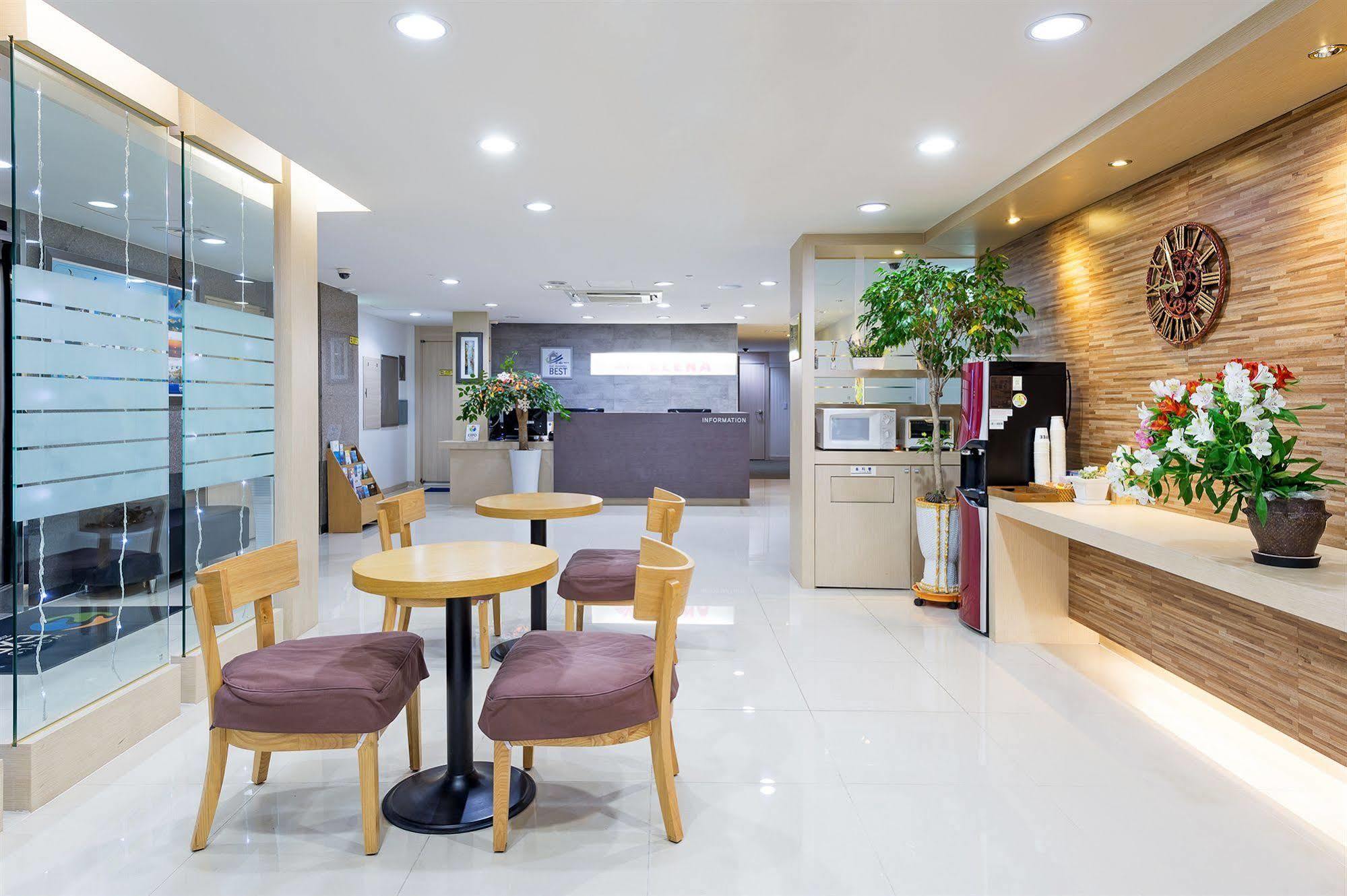 Elena Business Hotel Yeosu Extérieur photo